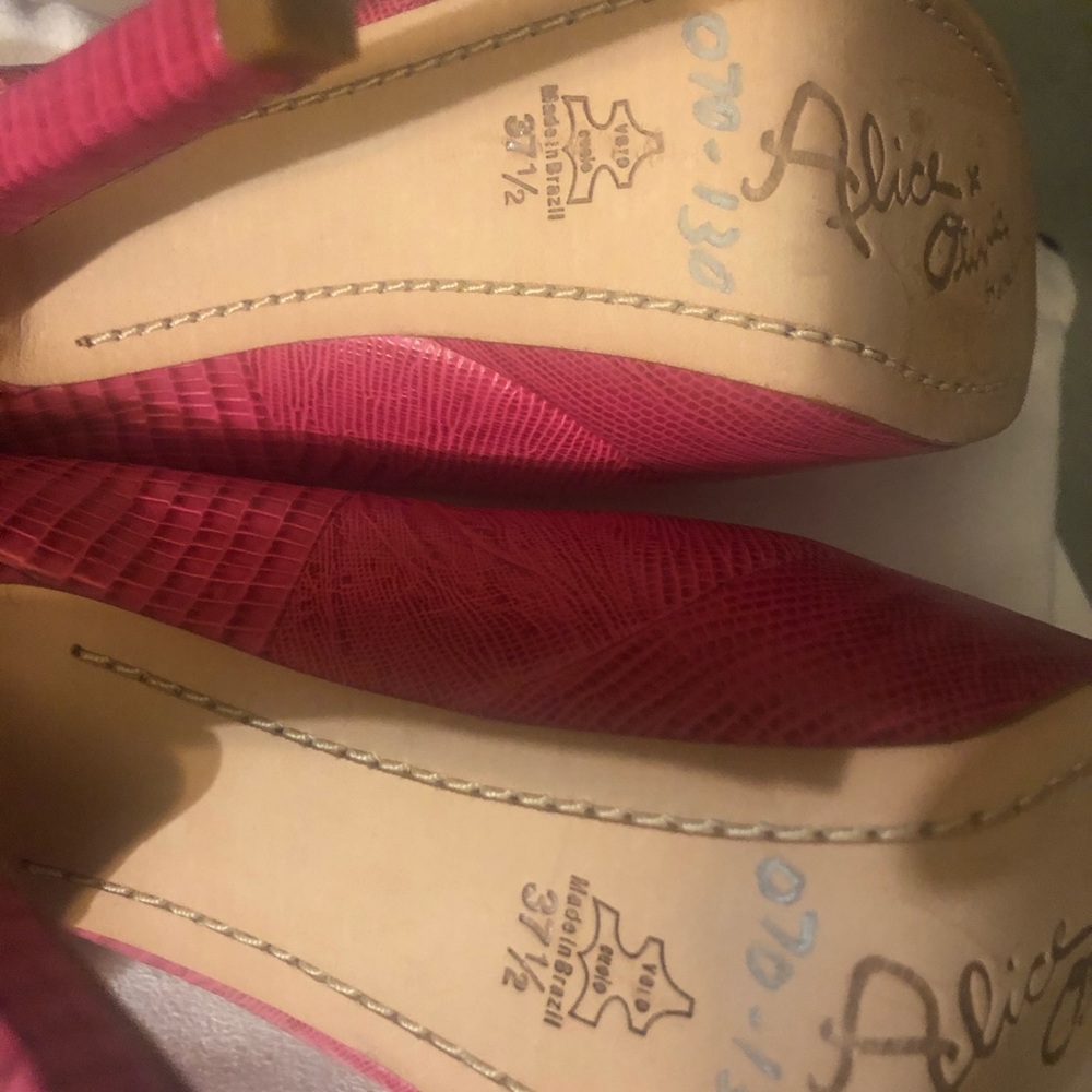 Hot Pink Alice & Olivia Larimore Stiletto - Picture 8 of 8